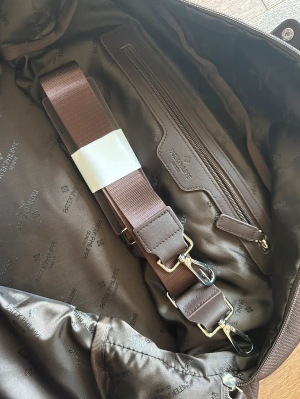 Borse: Sac de voyage Patek Philippe neuf! – Nuovo (secondo la descrizione) da Carouge GE venduto da Natcal22 2