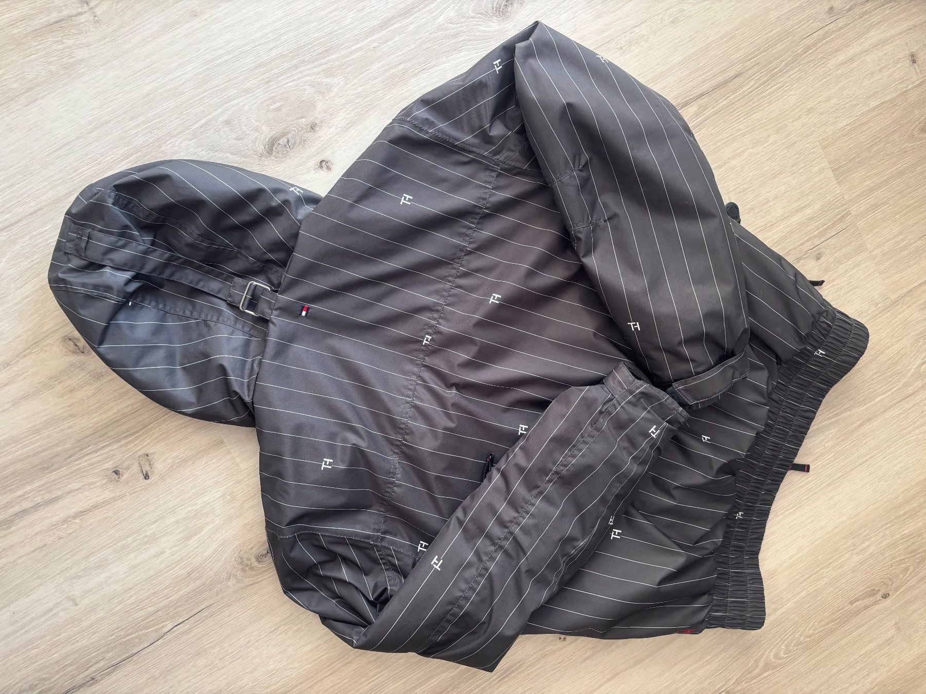 Tommy Hilfiger Giacche: Tommy Hilfiger Winterjacke, original – Usato da Walterswil SO venduto da simone111 1