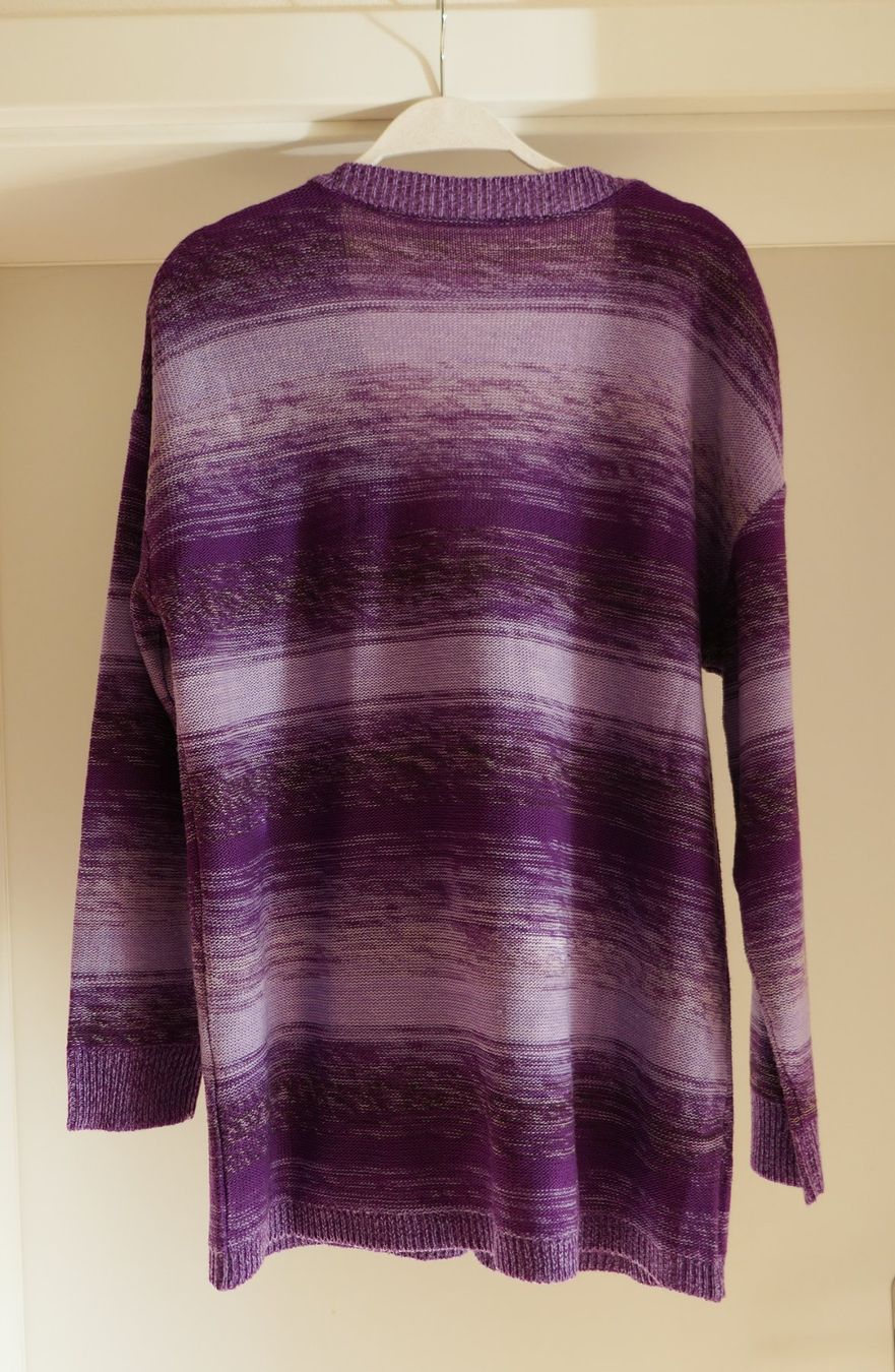 Giacche: Strickjacke violett mit Farbverlauf, Gr. 40 – Usato da Port venduto da uzuku 5