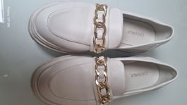 Weisse Catwalk Schuhmit Goldkette, Grösse 37