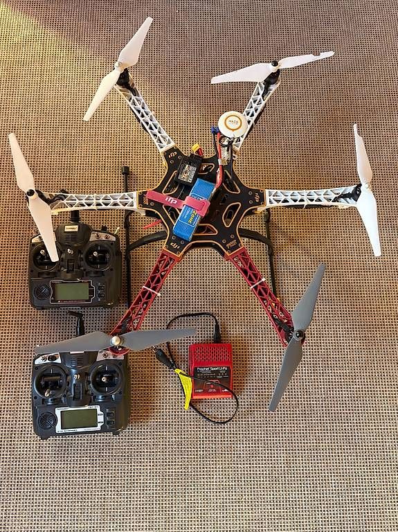 DJI Modellismo RC: DJI F550 Hexacopter Drohne – Usato da Hinwil venduto da Hiwikeb
