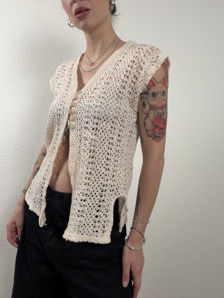 Gilet & Giacche senza maniche: Crochet Vest Cream Button Front – Usato da Knonau venduto da Grapesvintage 2