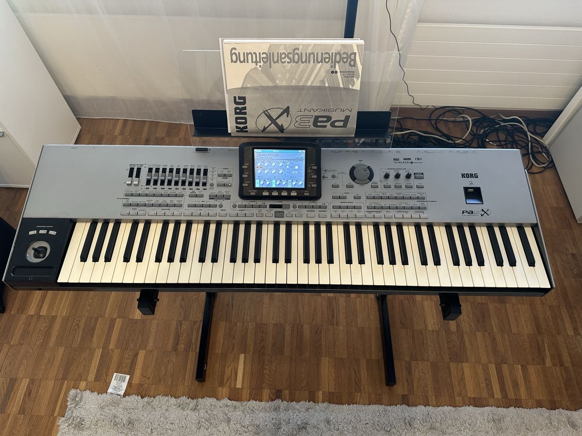 Korg Strumenti musicali: Korg Pa3X Musikant – Usato da basel venduto da Riko-Basel 3