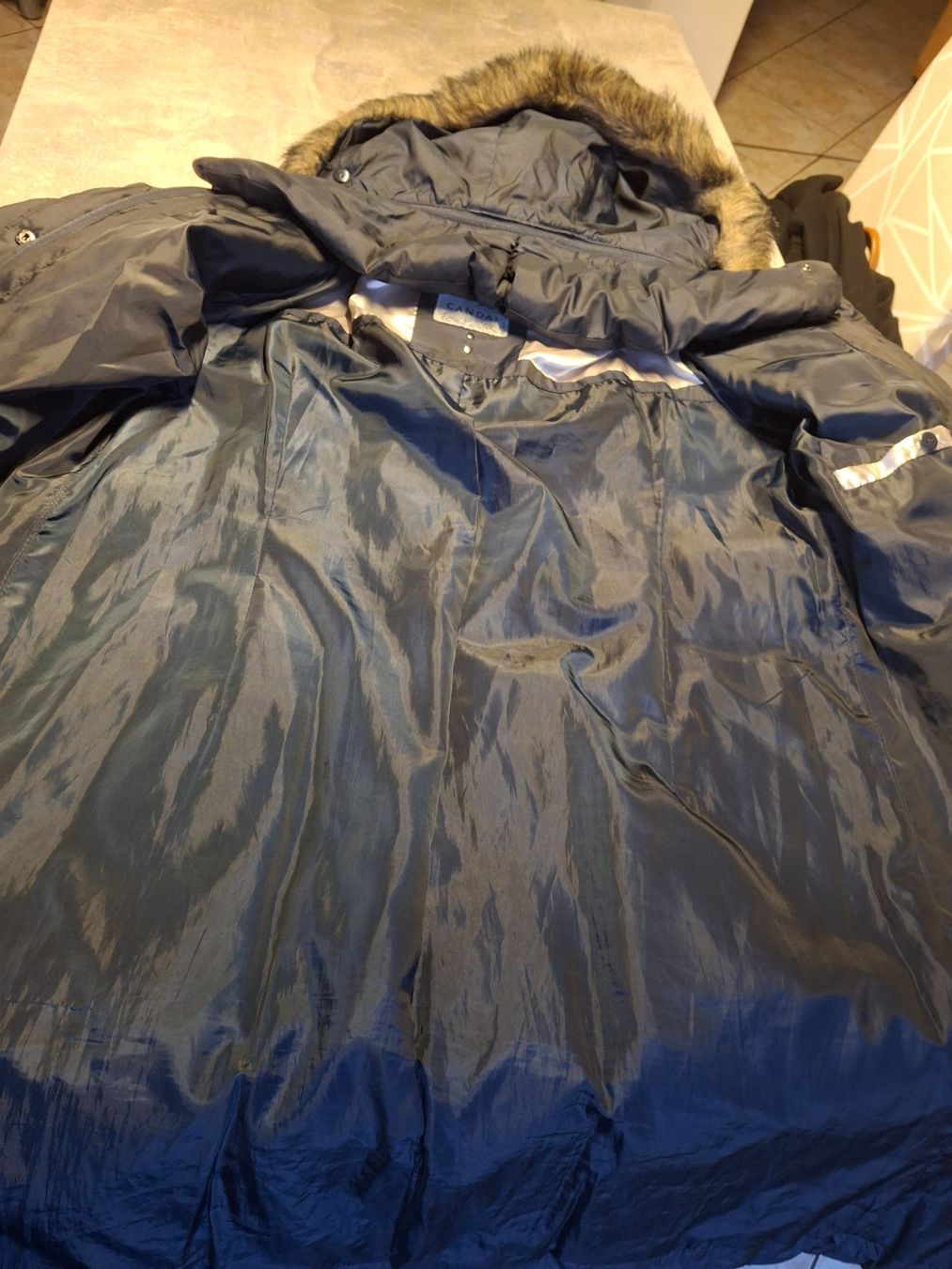 C&A Giacche: Manteau doudoune capuchon taille 44 marque C&A – Usato da Villiers venduto da san_jn5w 4