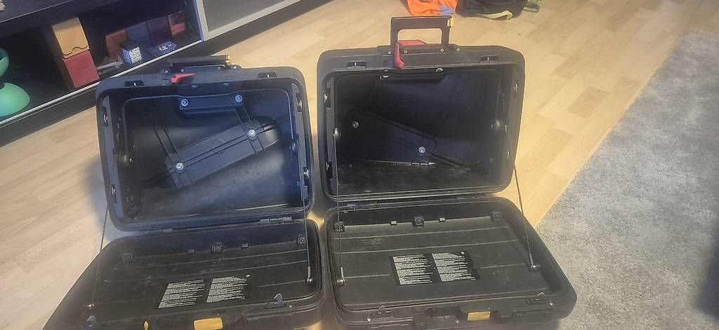 Valigie: 2 Original BMW-Seitenkoffer – Usato da Brugg AG venduto da nirob11 4
