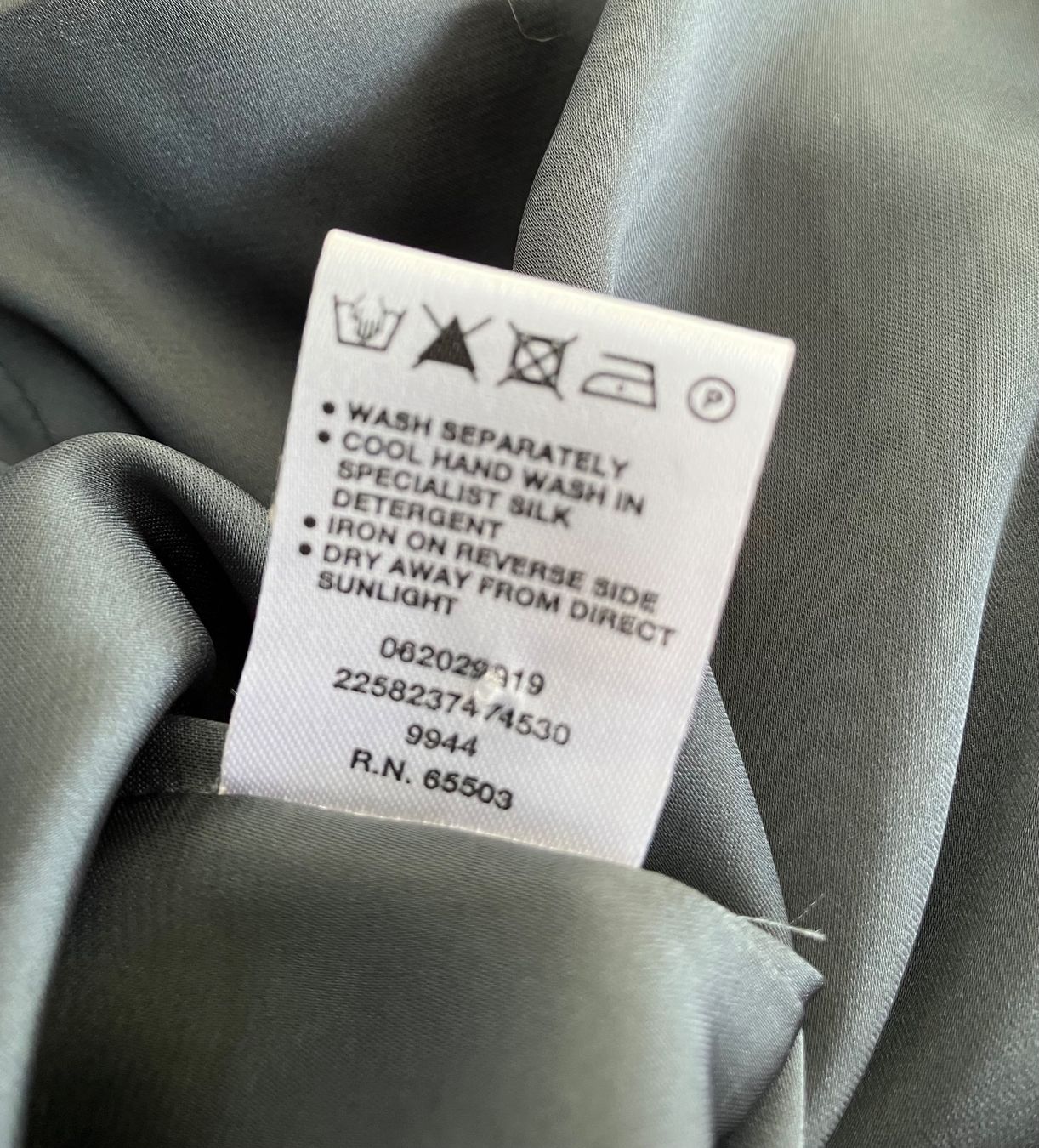 Vestiti: Wardrobe Seide Kleid Gr.36/38 – Usato da Unterägeri venduto da Jutka_04 6