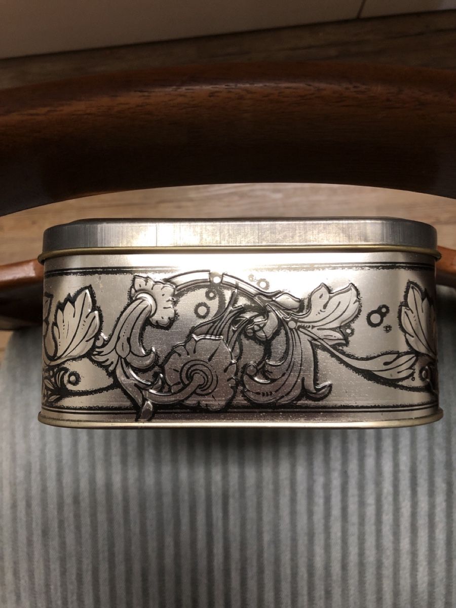 Sonstige Dekorationen & Accessoires: Blechdose alt Teules – Gebraucht aus Zürich von sab_d82w 2