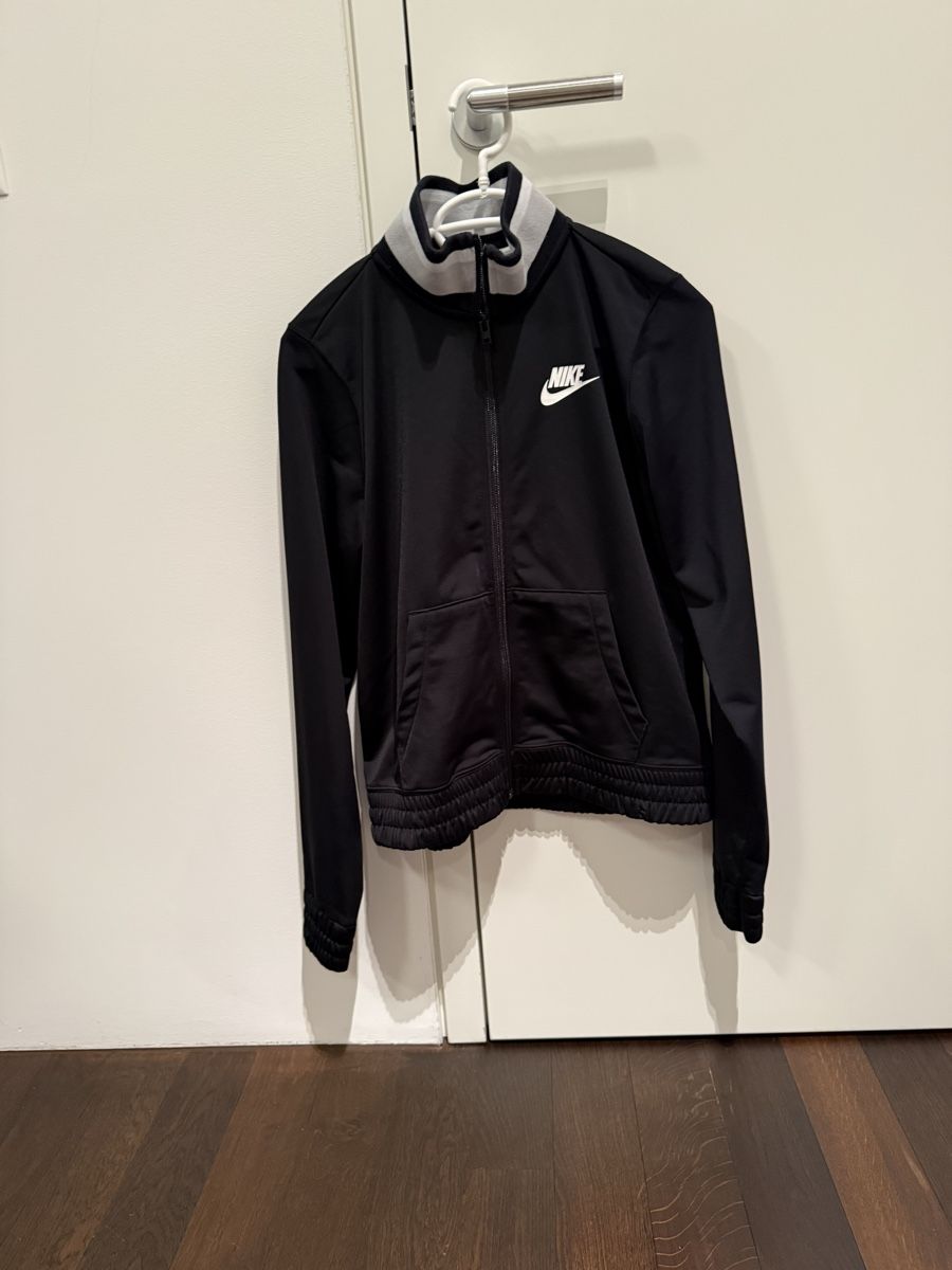 Nike Giacche: Nike Jacke Gr. XS – Nuovo (secondo la descrizione) da Balzers venduto da Lissi57