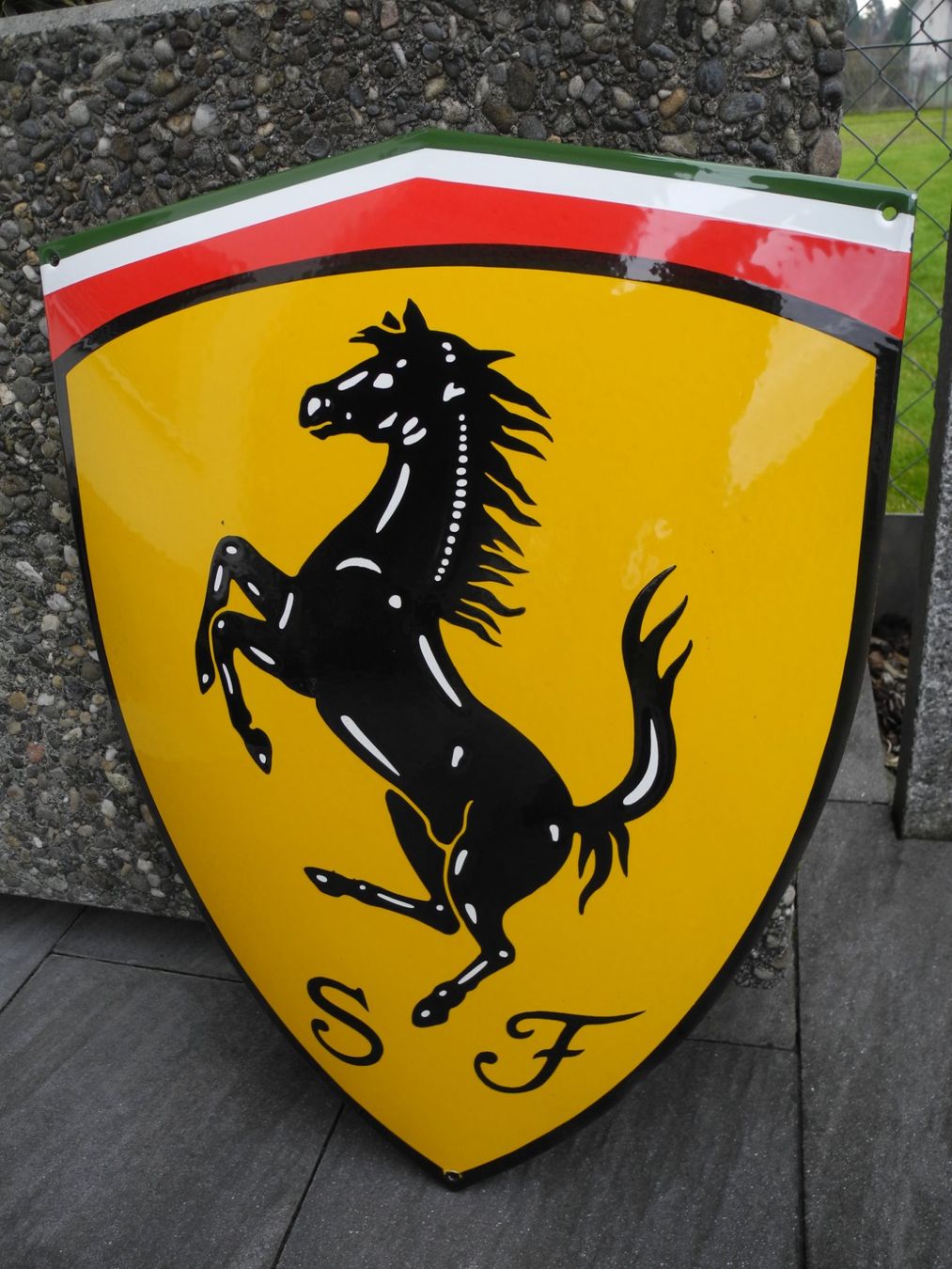 Ferrari Insegne: GROSSES XL FERRARI EMAILSCHILD – Nuovo (secondo la descrizione) da Reinach AG venduto da Huckleberrysix 5
