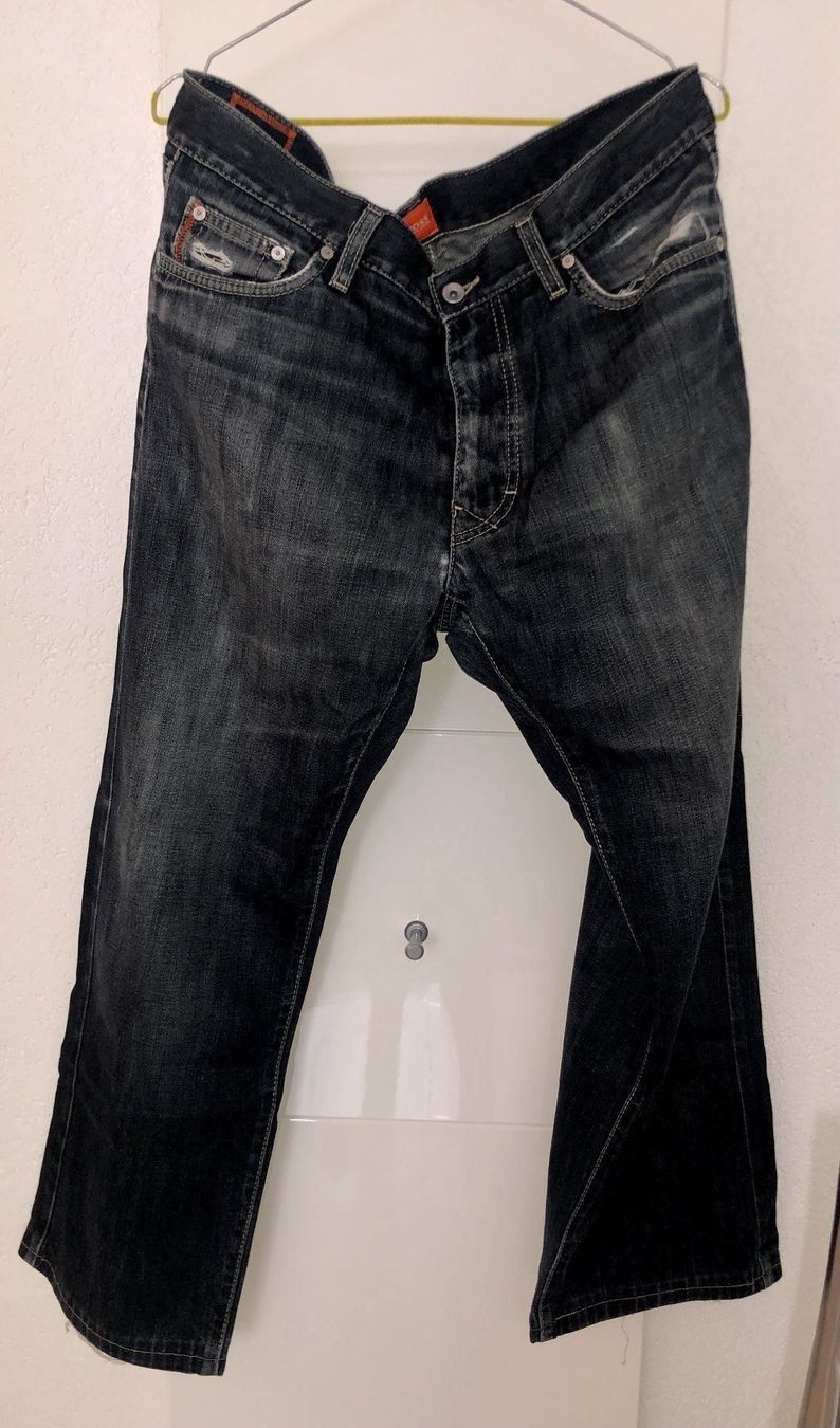 Hugo Boss Jeans: Hugo Boss Hosen Jeans – Gebraucht aus Schlieren von Flower5