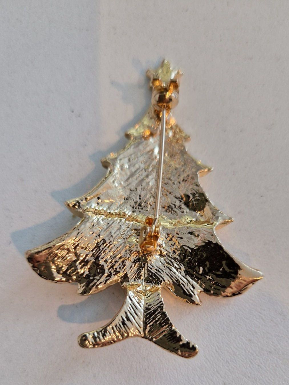 Spille & Fermagli: Strahlende Weihnachtsbrosche, goldfarben – Usato da Oberwil BL venduto da Katze55 1
