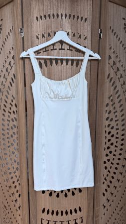 Weisses Kleid