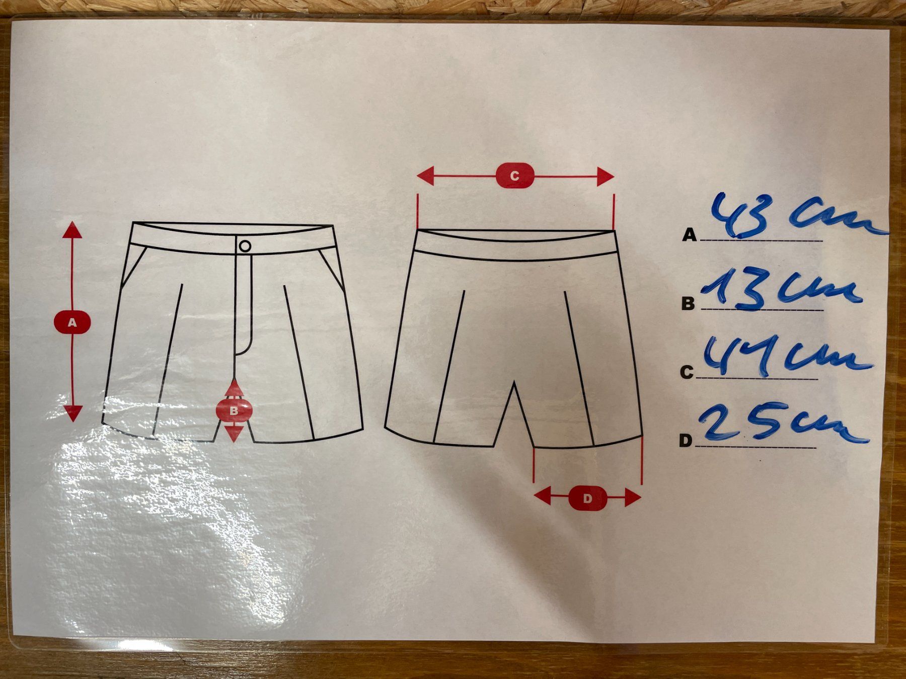 : BLACKBOX COLLECTION short bleu marine – Usato da Lausanne venduto da PlusValue_Lausanne 3