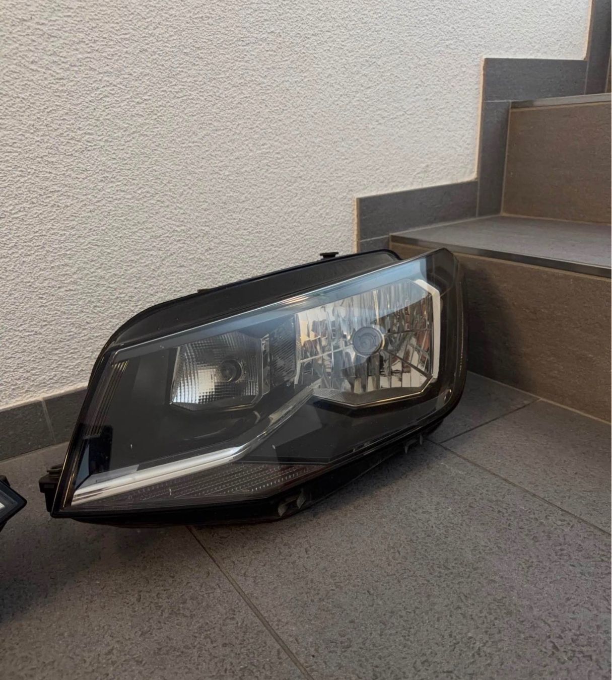 VW Toutes les pièces auto: Original VW Caddy 2K Halogen-Scheinwerfer Set links & rechts – D'occasion à Gossau SG par cloud9 2