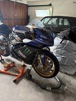 Yamaha R1 Trackbike / Rennstreckenumbau  