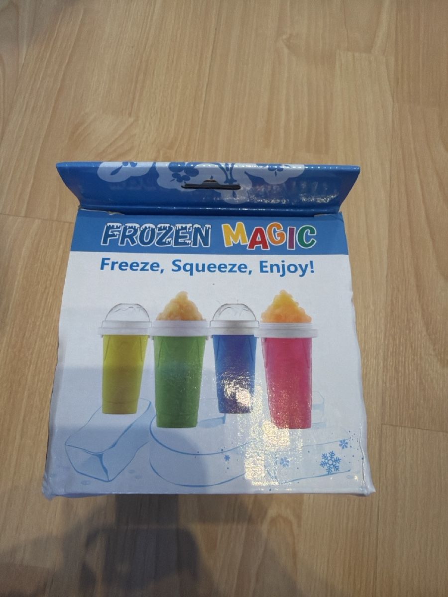 Tassen: FROZEN MAGIC Squeeze Cup Slushy NEU – Neu und originalverpackt aus Brittnau von j.r.b 1
