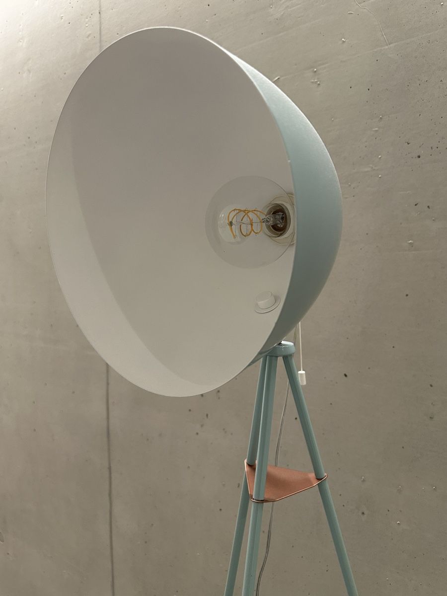 Lampade: Stehlampe – Usato da Jonen venduto da Triana2 2