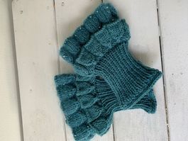 ⭐️ Schöne handgestrickte Pulswärmer Petrol mit feinen Perlen