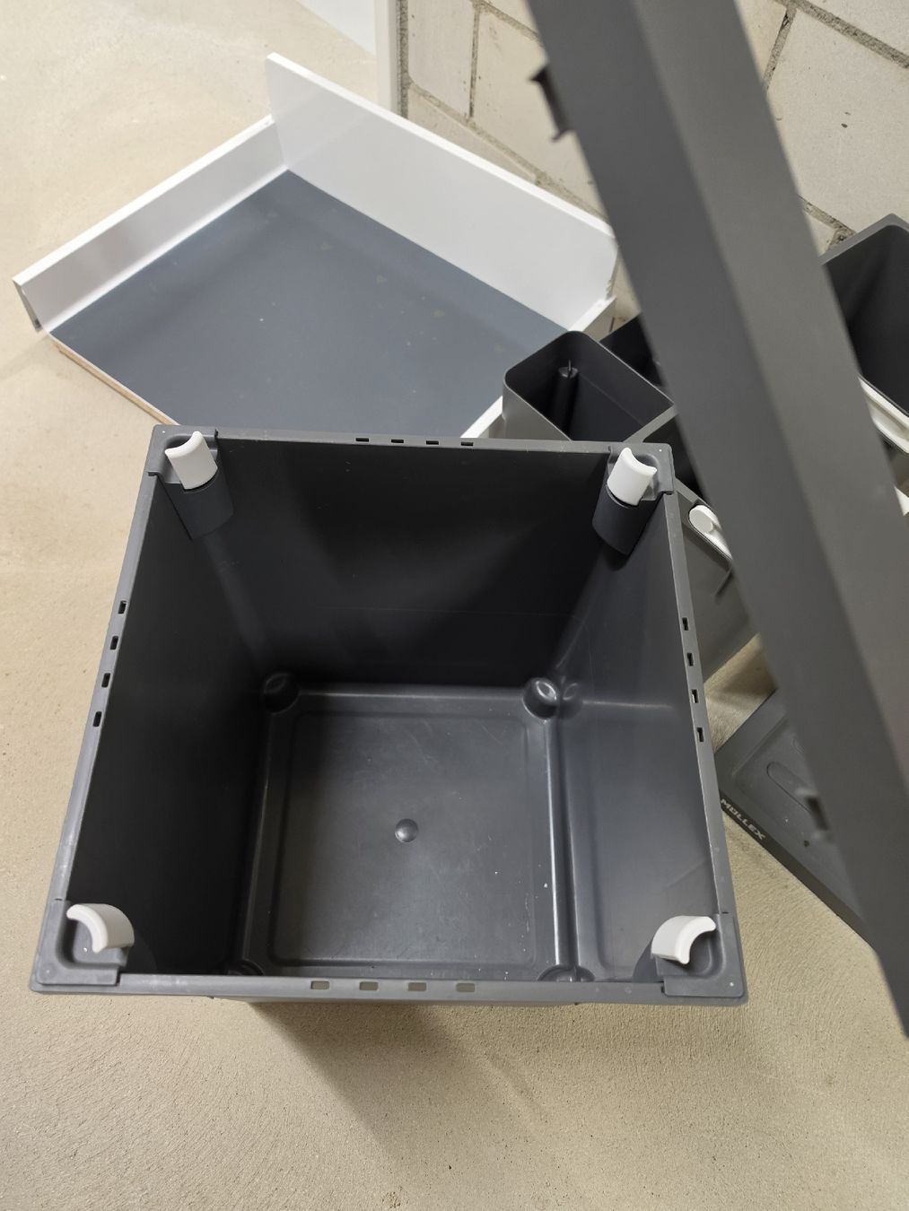 Müllex Cestini per rifiuti: Müllex Abfall-Auszugsystem X-LINE X55 Basic Pro,9 Monate alt – Usato da Rickenbach Sulz venduto da VickyJolina 3