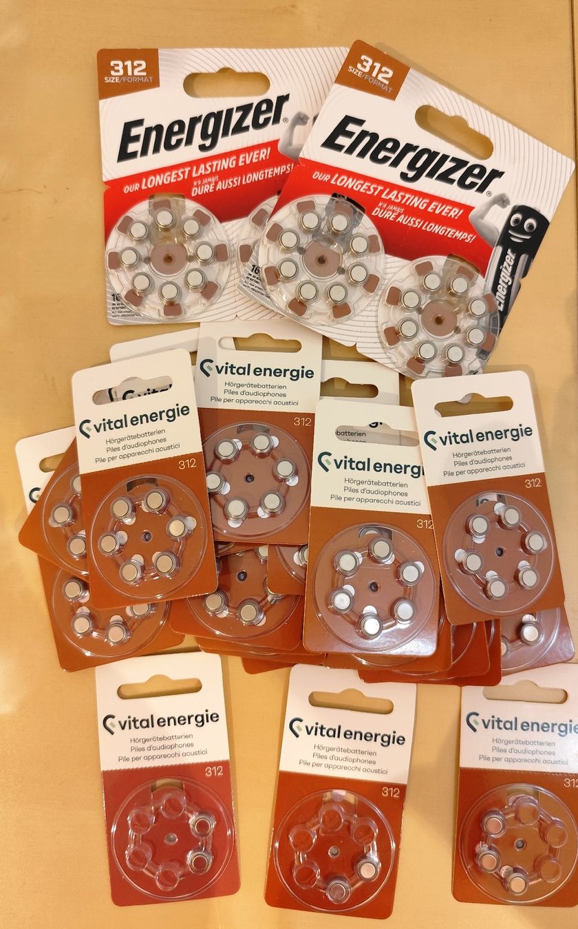 Akkus & Batterien: Hörgerätebatterien Typ 312 – Neu und originalverpackt aus Männedorf von too_d9t8