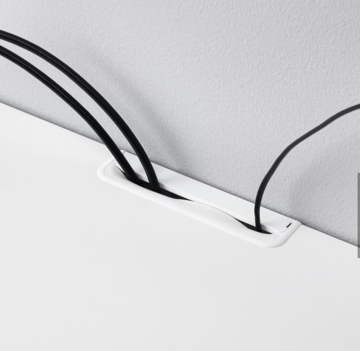Ikea Mobili TV: TV Shelf IKEA Bestå – Usato da Zürich venduto da mar_h7x7 7