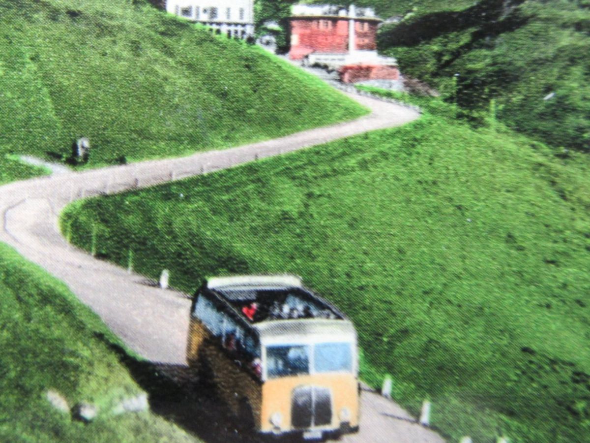 Cartoline postali: SAURER OLDTIMER POSTAUTO KLAUSENPASS-HÖHE URI AK – Usato da Ettingen venduto da Hausi4711 1