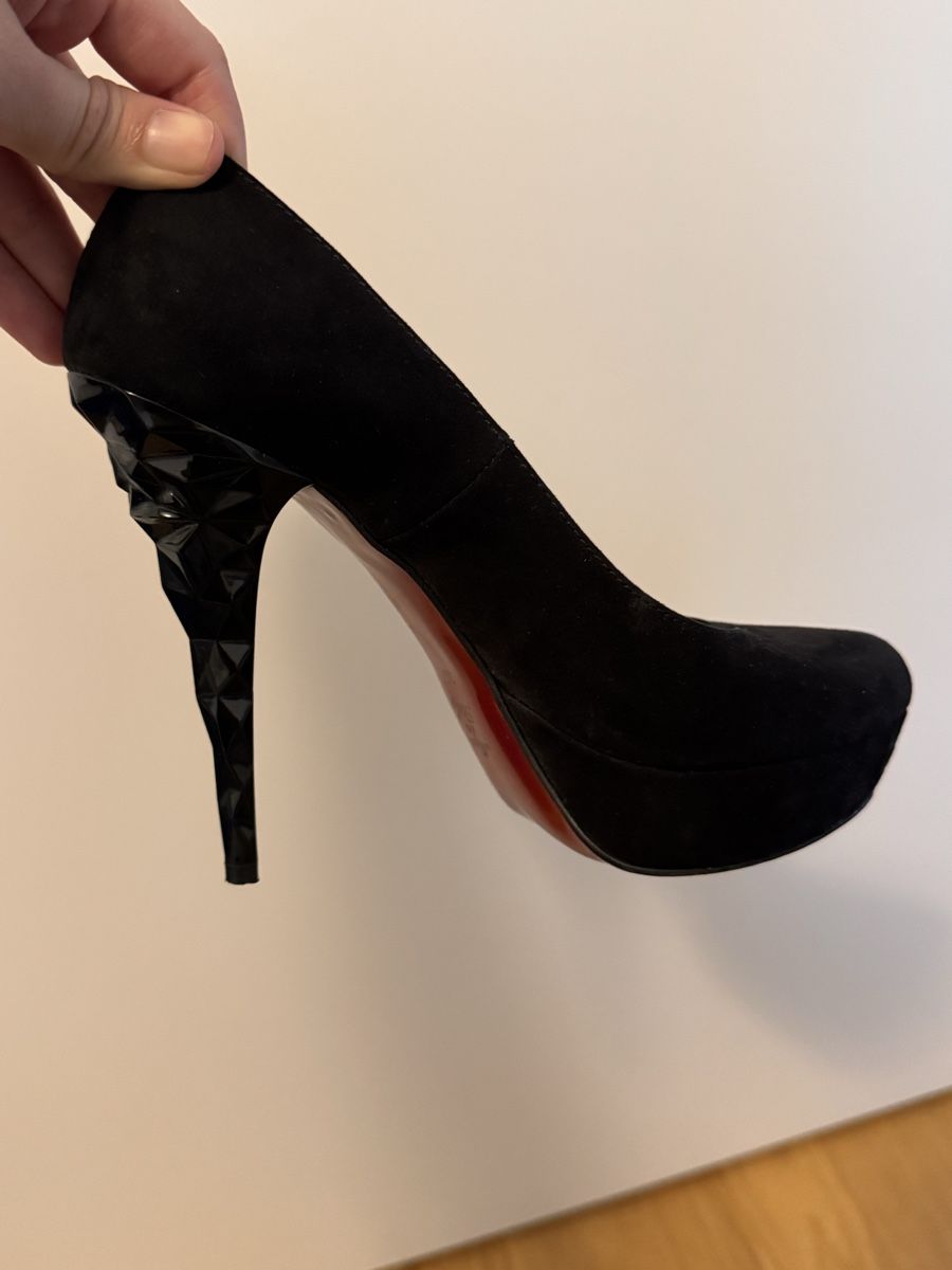 Scarpe da donna: Schwarze High Heels – Usato da Lenzburg venduto da CelinaS01 2