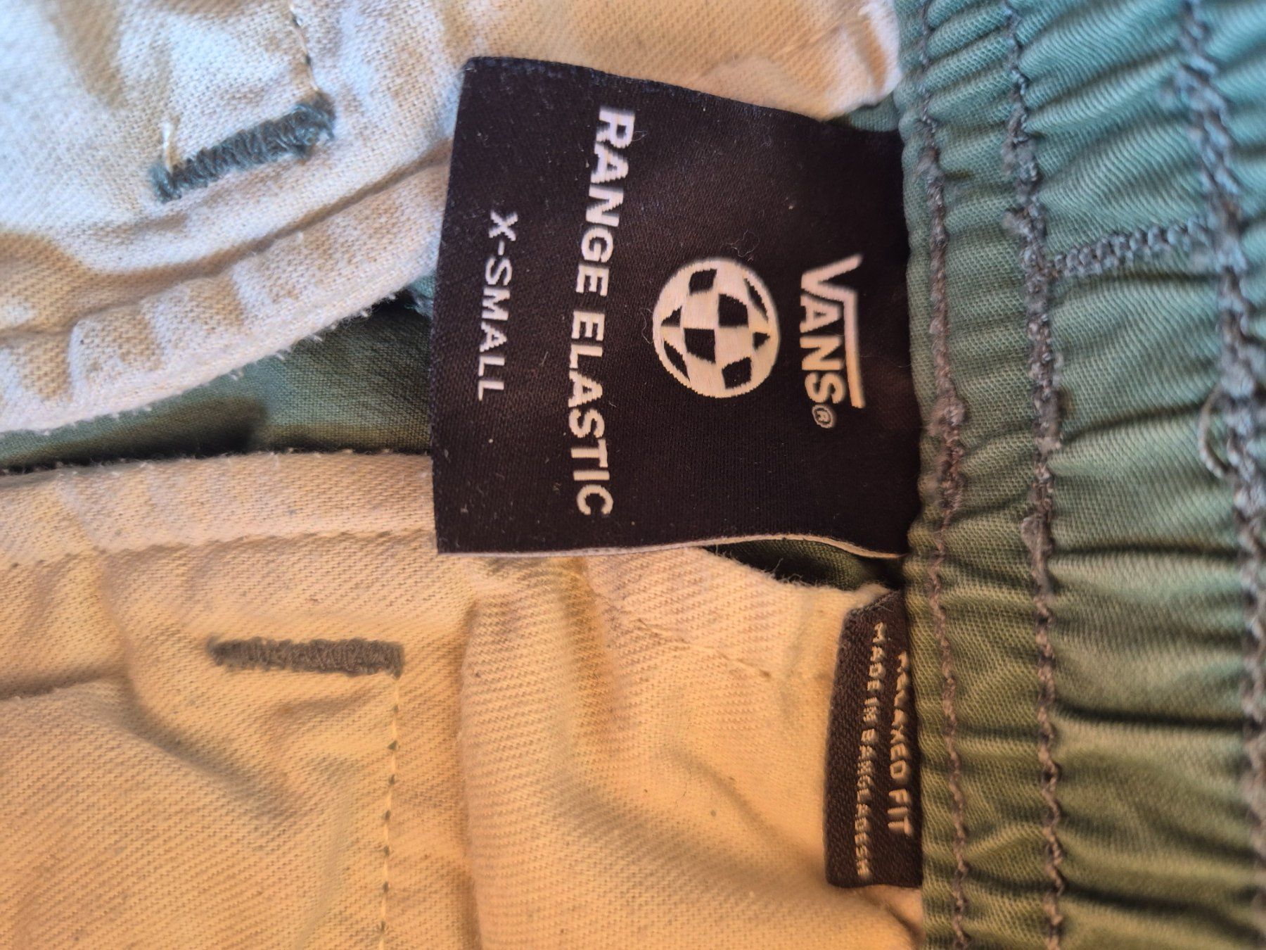Vans Pantaloni: Vans Hose XS – Usato da Tschugg venduto da nacobi 2