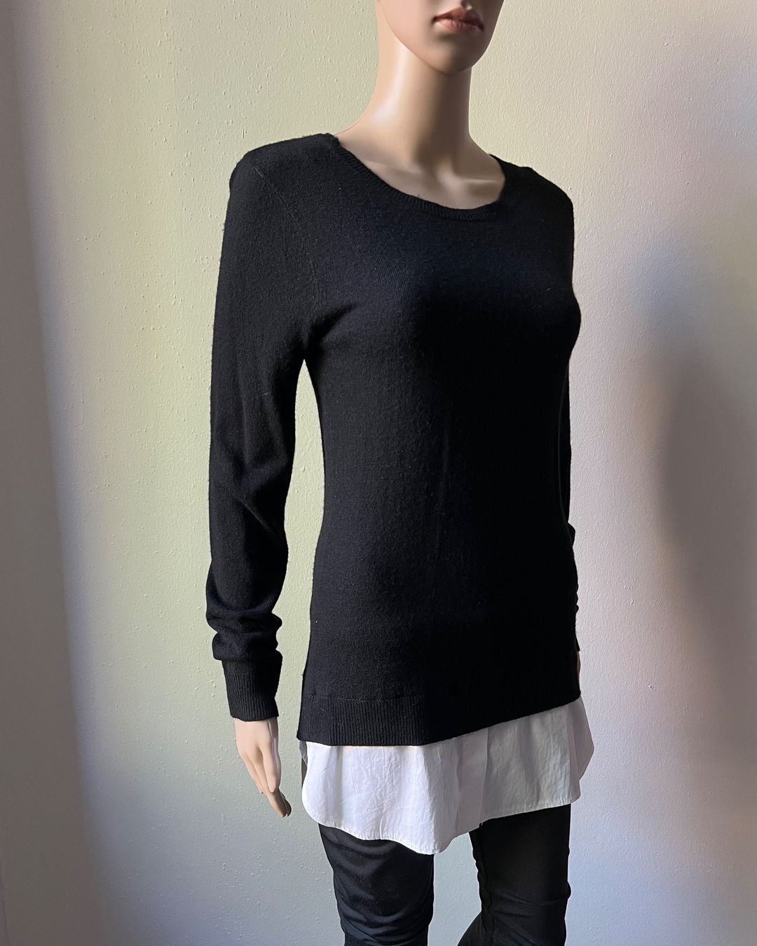 Pullover & Sweatshirts: WALLIS Pullover mit Bluseneinsatz 🖤 – Gebraucht aus Zürich von ClosetQueen 2