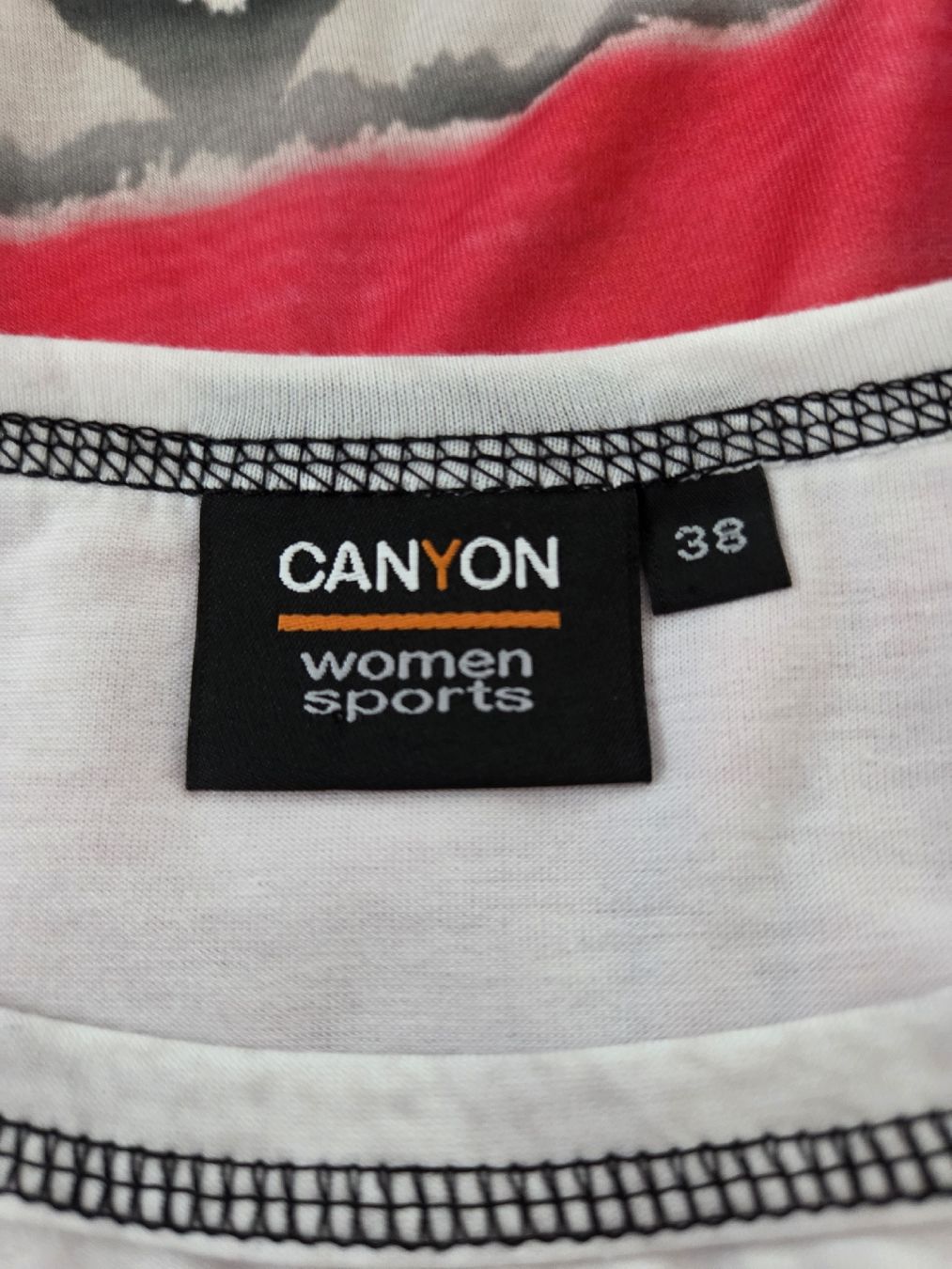 Canyon T-Shirts: schönes T-Shirt, Canyon – Neu (gemäss Beschreibung) aus Wiesendangen von Sinhuk 2
