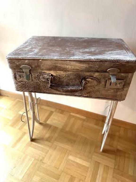 Tables: Koffertisch – D'occasion à Frauenfeld par Irene.Schuppli 1