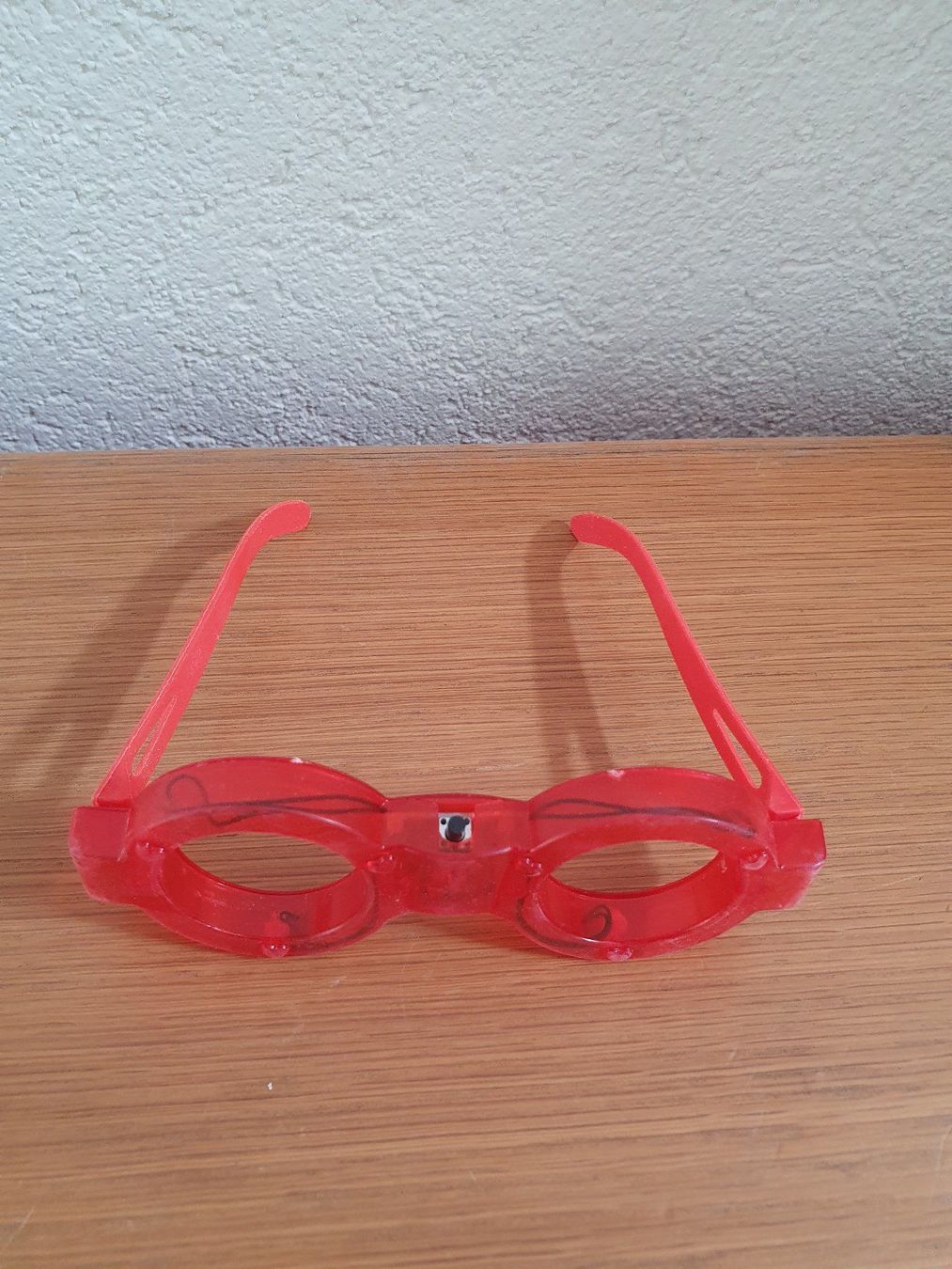 Brillen & Gläser: Partybrille blinkend rot ohne Glas – Neu und originalverpackt aus Würenlos von Oergeli1 2