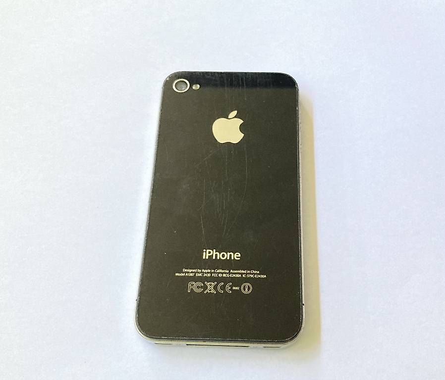 Apple Telefoni cellulari / Smartphones: iPhone 4s – Usato da Bern venduto da NyanNeko 1