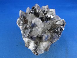 Calcit mit Sulphid-Einschluessen