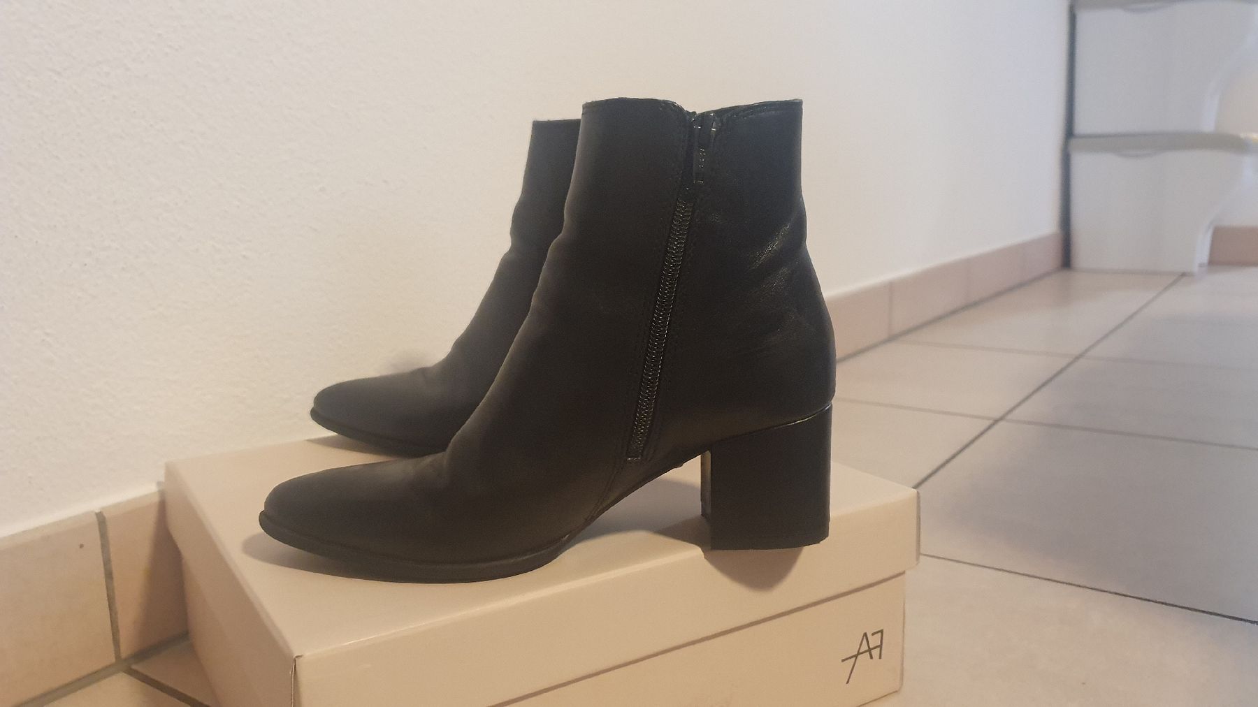 Anna Field Scarpe da donna: Stivaletti Anna Field – Usato da S. Antonino venduto da ssa_bhj5 2