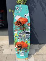 Wakeboard Slingshot Shredtown + 2 paires boots