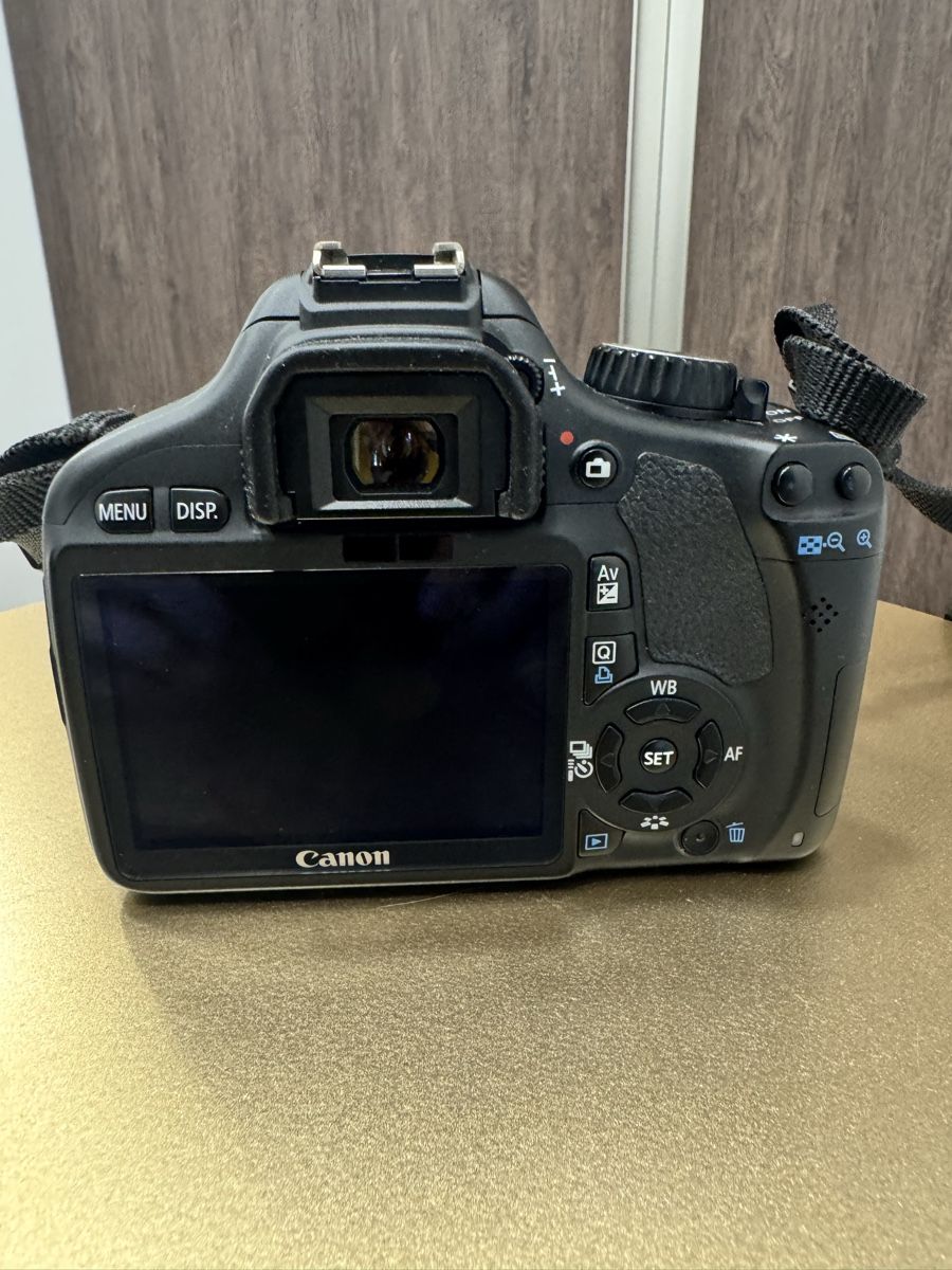 Canon Fotocamera: Canon EOS 550D with 18-135mm lens plus accessories. – Nuovo (secondo la descrizione) da Thonex venduto da Lux_brands01 9