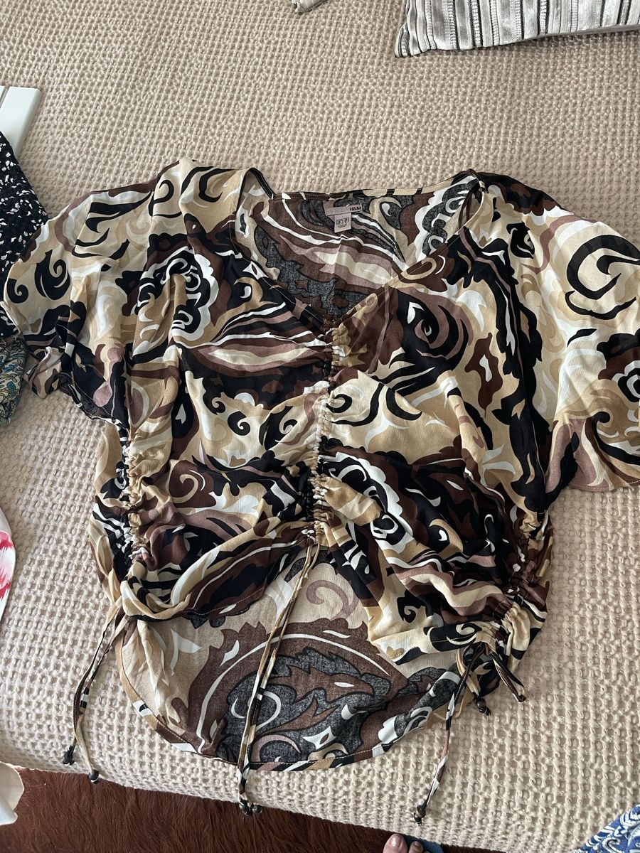 H&M Camicette: Bluse gemustert Grösse S/M Kräuselung vorne – Usato da Hätzingen venduto da Limao 5