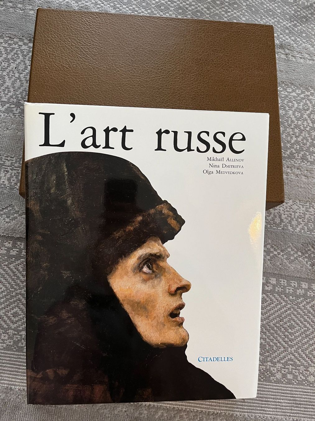 Libri: L'art russe – Usato da Lausanne venduto da Kinga_Shopaholic