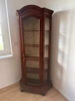 Wohnzimmervitrine