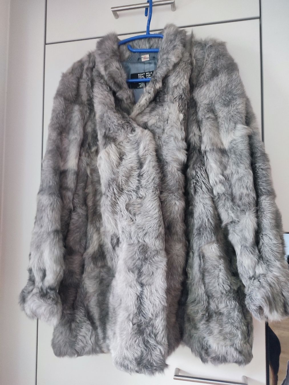 Vestes: Pelzjacke  – D'occasion à Buchrain par gucetta