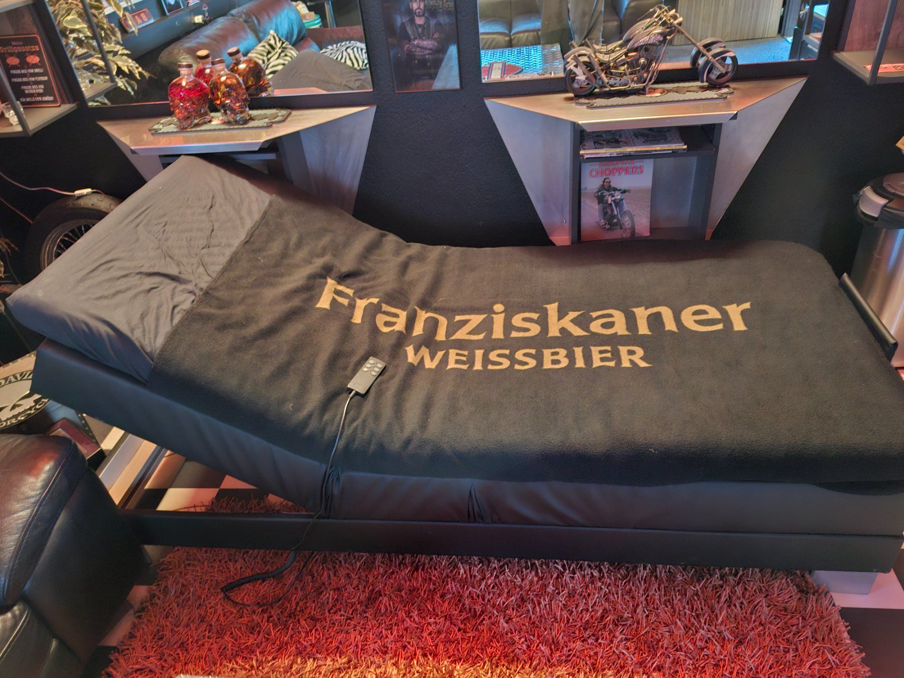 Lits: Box Spring Bett Elektrisch verstellbar – D'occasion à Volketswil par LuckyandCandy 4