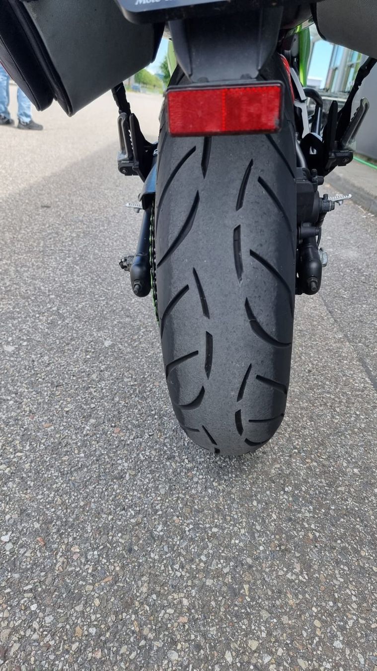 Kawasaki Strada: kawasaki er 6n 25mfk – Usato da Dulliken venduto da Padu73 6