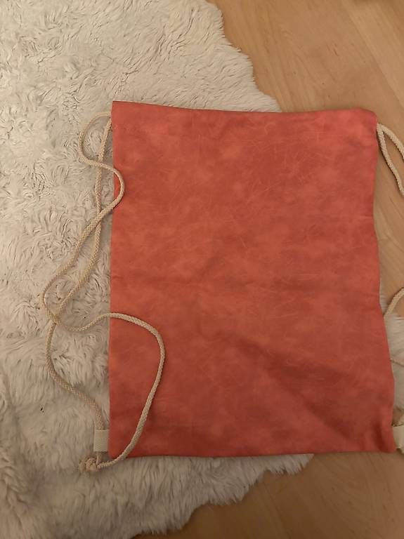 Borse da donna: Tasche mit Stern – Usato da Kehrsatz venduto da ale_zpc6 2