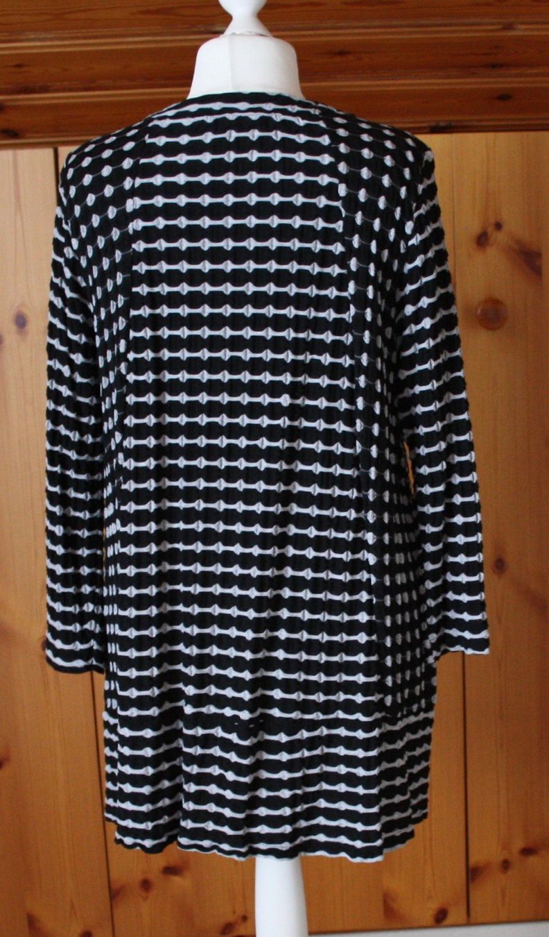 Vestiti: Kleid Minikleid schwarz - grau Gr. XXL – Usato da Flüelen venduto da Diversicum-Curvy 5
