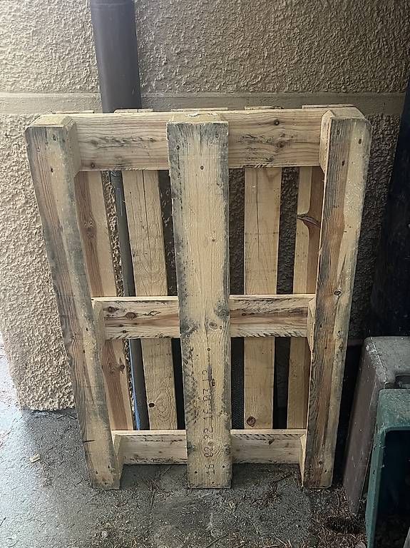 Pallets: EPAL Palette – Usato da Zürich venduto da fic_2yrr 2