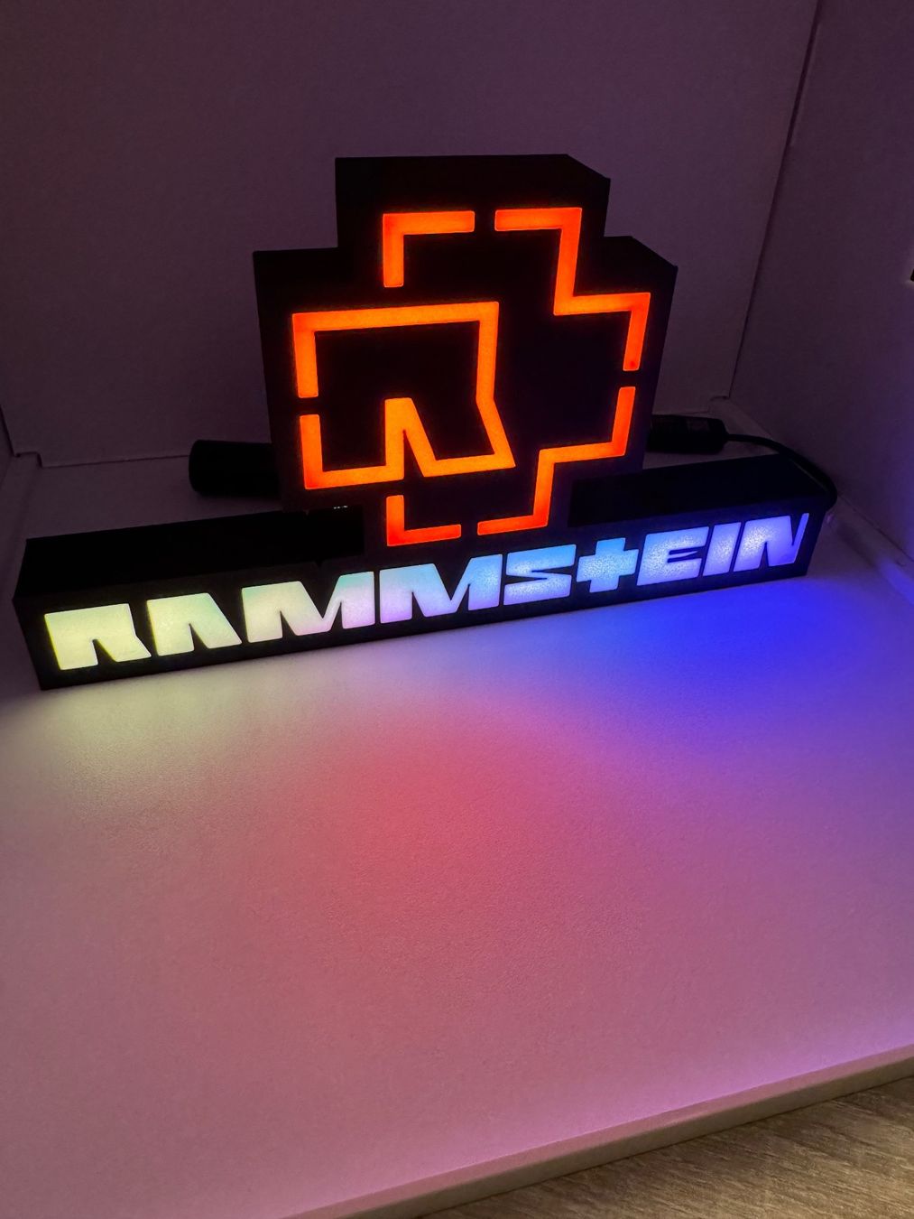Lampade: Lightbox lampe led RAMMSTEIN RGB – Nuovo (secondo la descrizione) da Vicques venduto da PAMB3D 9