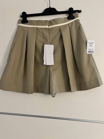 Stella McCartney Shorts Bermuda NEU MIT ETIKETT Gr.38 beige