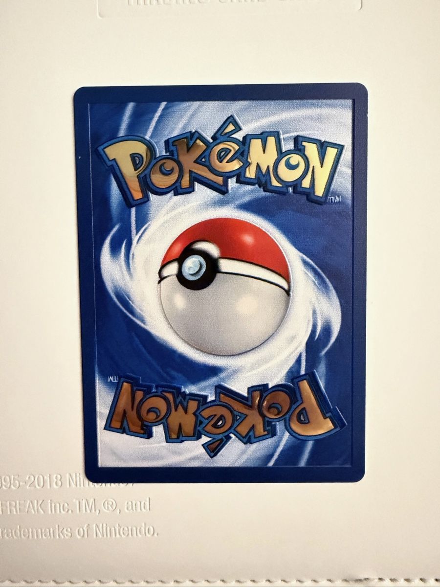 Pokémon Carte collezionabili: Charizard & Pikachu (Celebrations Metall Karte) – Usato da Biel/Bienne venduto da SeeLoewe55 1