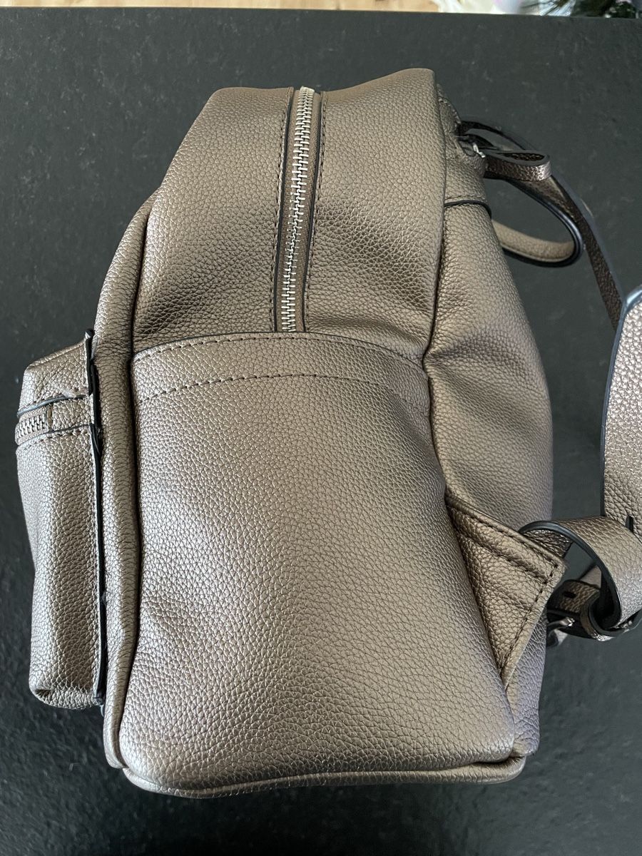 Zaini: Petit Sac à dos élégant couleur bronze - PARFOIS – Nuovo (secondo la descrizione) da Vuisternens-Ogoz venduto da PhilDr 3